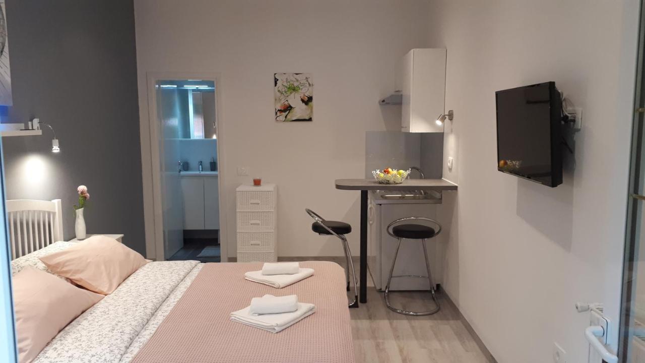 Guesthouse Mila Rovinj Extérieur photo