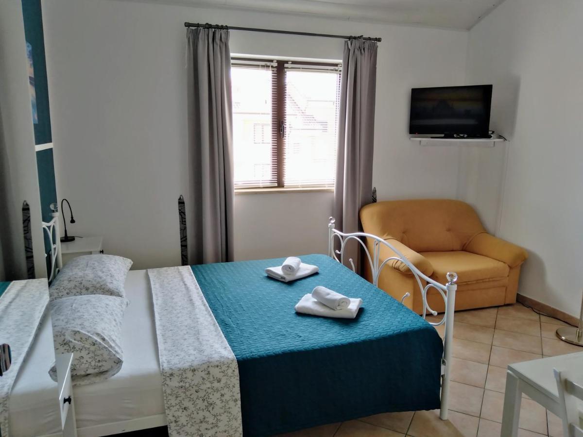 Guesthouse Mila Rovinj Extérieur photo